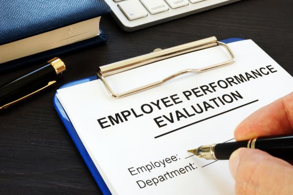 how to conduct performance evaluations