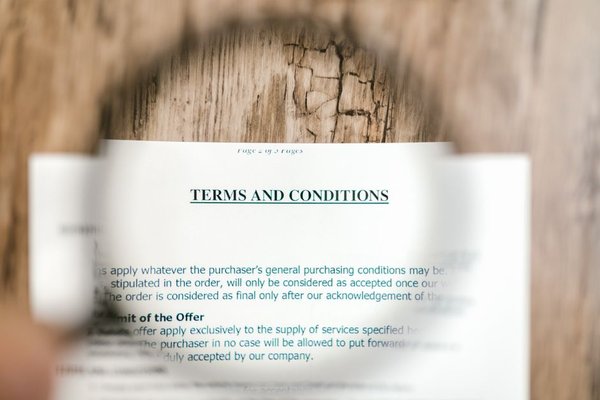 contract termination clauses uk